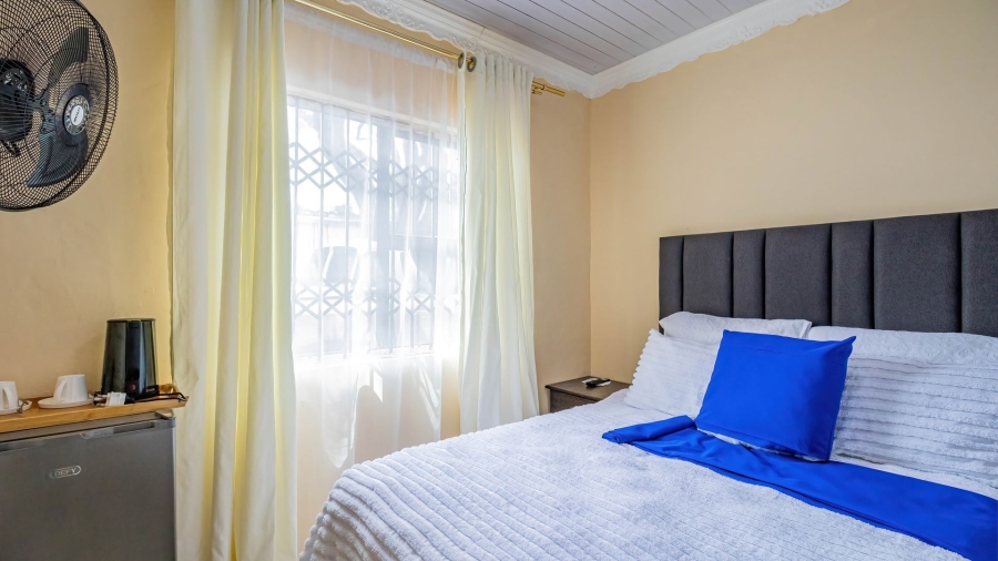 7 Bedroom Property for Sale in Mogwase Unit 4 North West